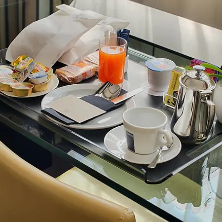 Hotel Nh 4*