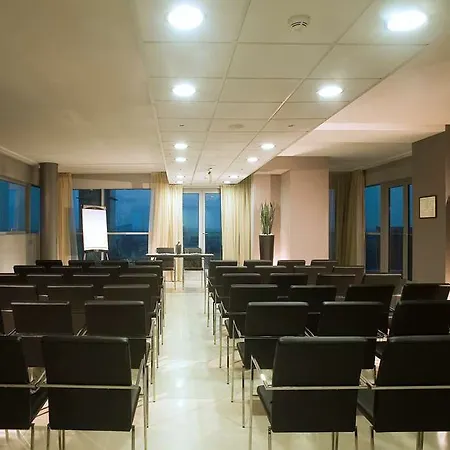 Savhotel Mantegna 4*